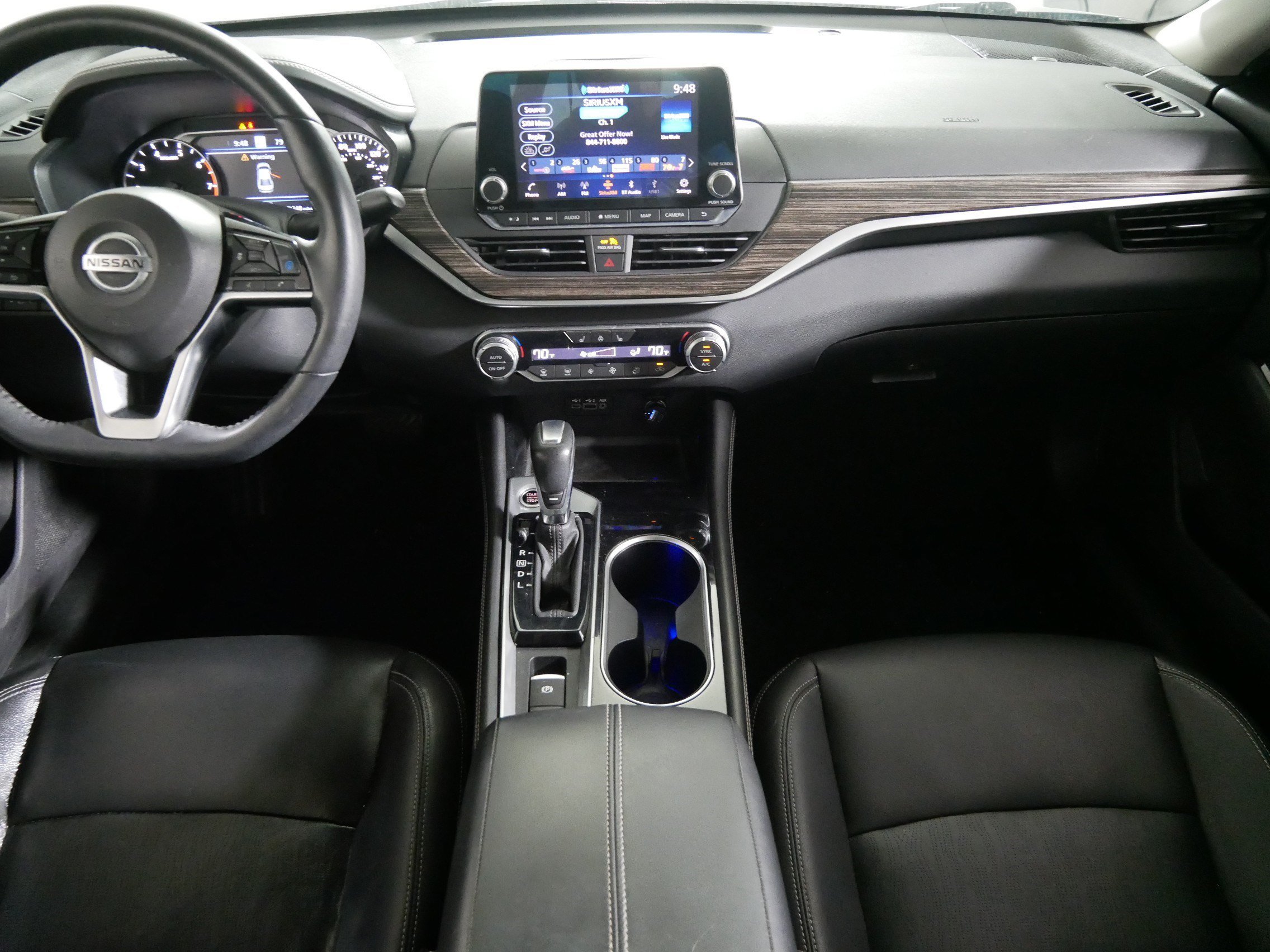 Used 2020 Super Black Nissan 2.0 Platinum image 10