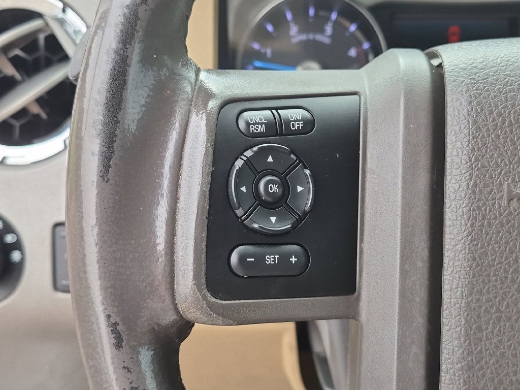Used 2016  Ford Lariat image 22
