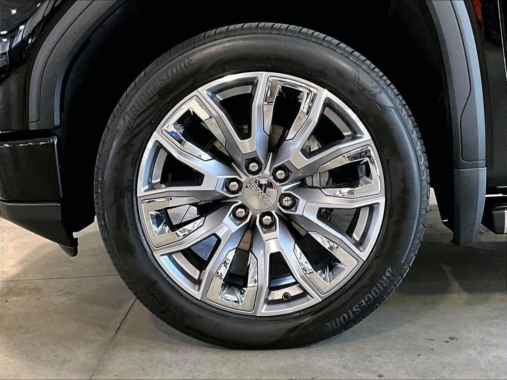 Used 2024 Black GMC Denali image 7