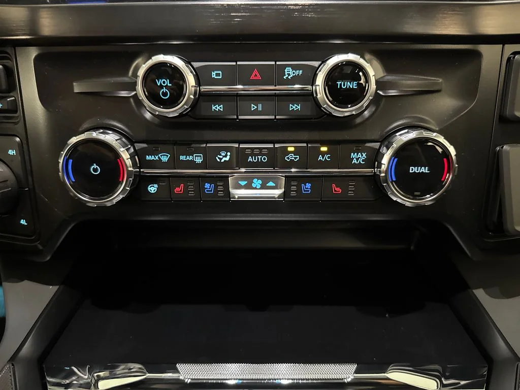 New 2026 Gray Ford Lariat image 37