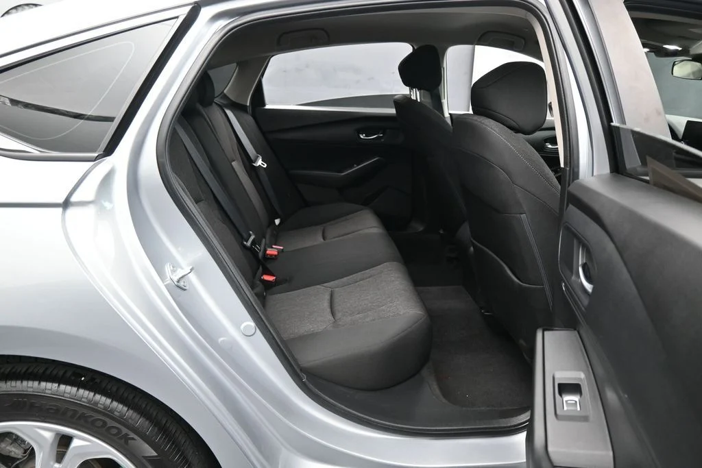 Used 2024 Silver Honda LX image 34