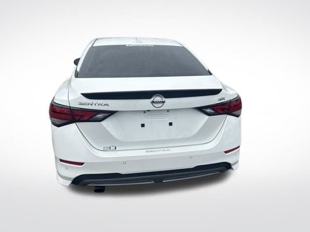 Used 2023 White Nissan SR image 4