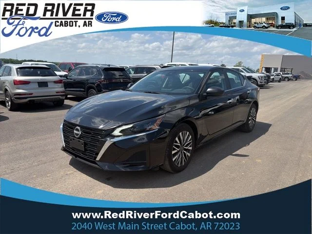 2025 Nissan Altima