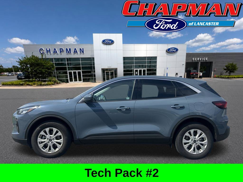 Used 2023 Vapor Blue Ford Active image 2
