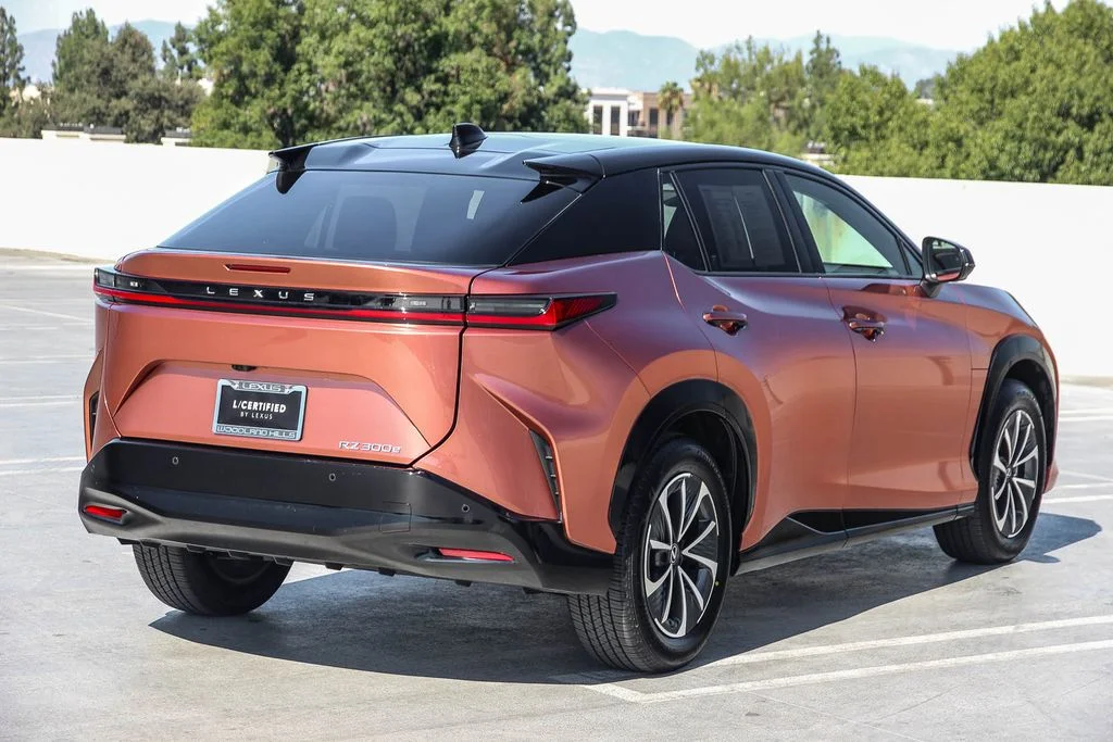 Certified Used 2024 BLACK/COPPER CREST Lexus 300e Premium image 5