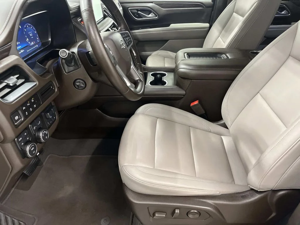 Used 2024 Summit White Chevrolet Z71 image 11