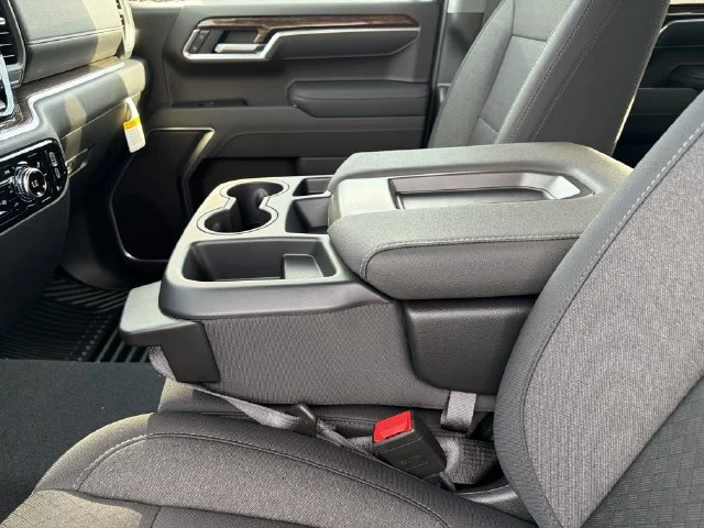 New 2026 Sterling Metallic GMC Elevation image 20