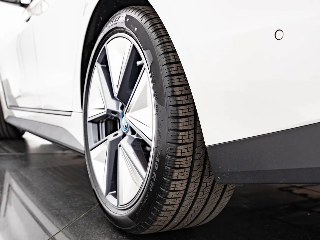 Used 2023 Mineral White Metallic BMW eDrive35 image 48