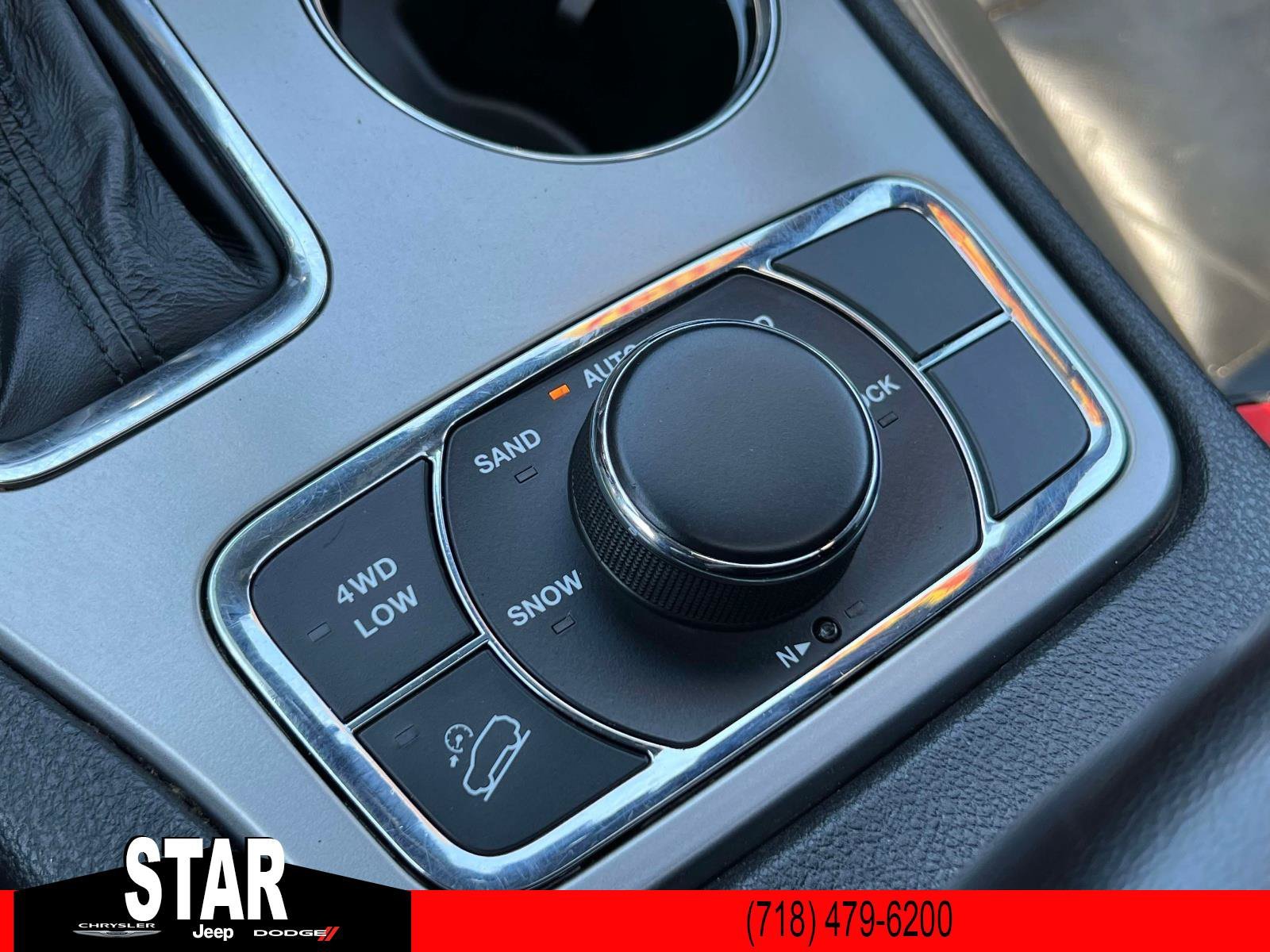 Used 2021 Granite Crystal Metallic Clearcoat Jeep Limited image 34