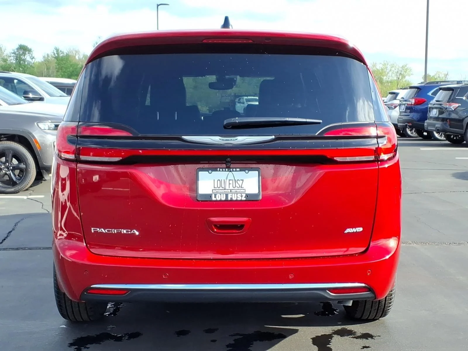 New 2026 Red Hot Pearl-Coat Exterior Paint Chrysler Select image 29