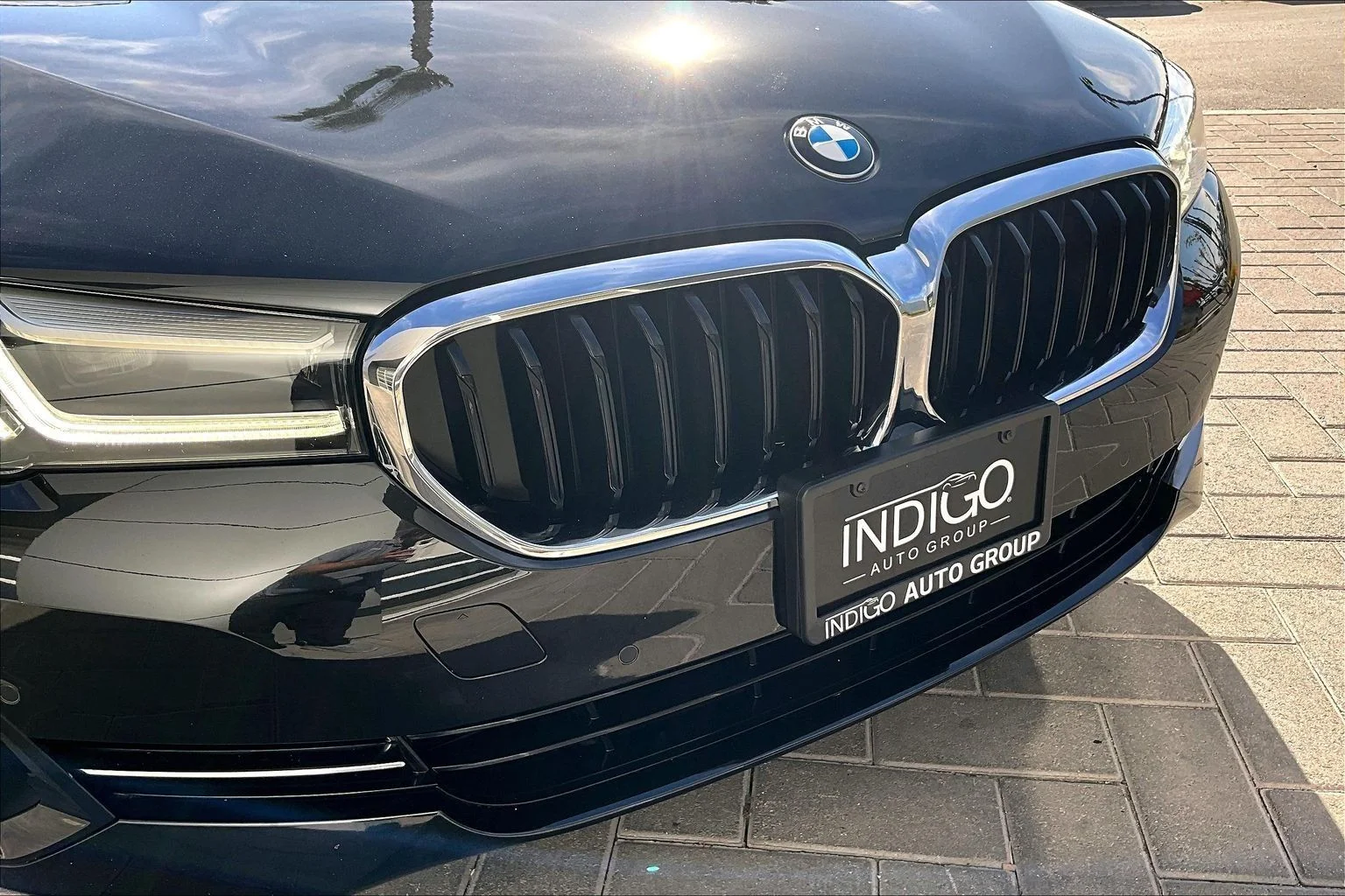 Used 2023 Black BMW 530i image 30