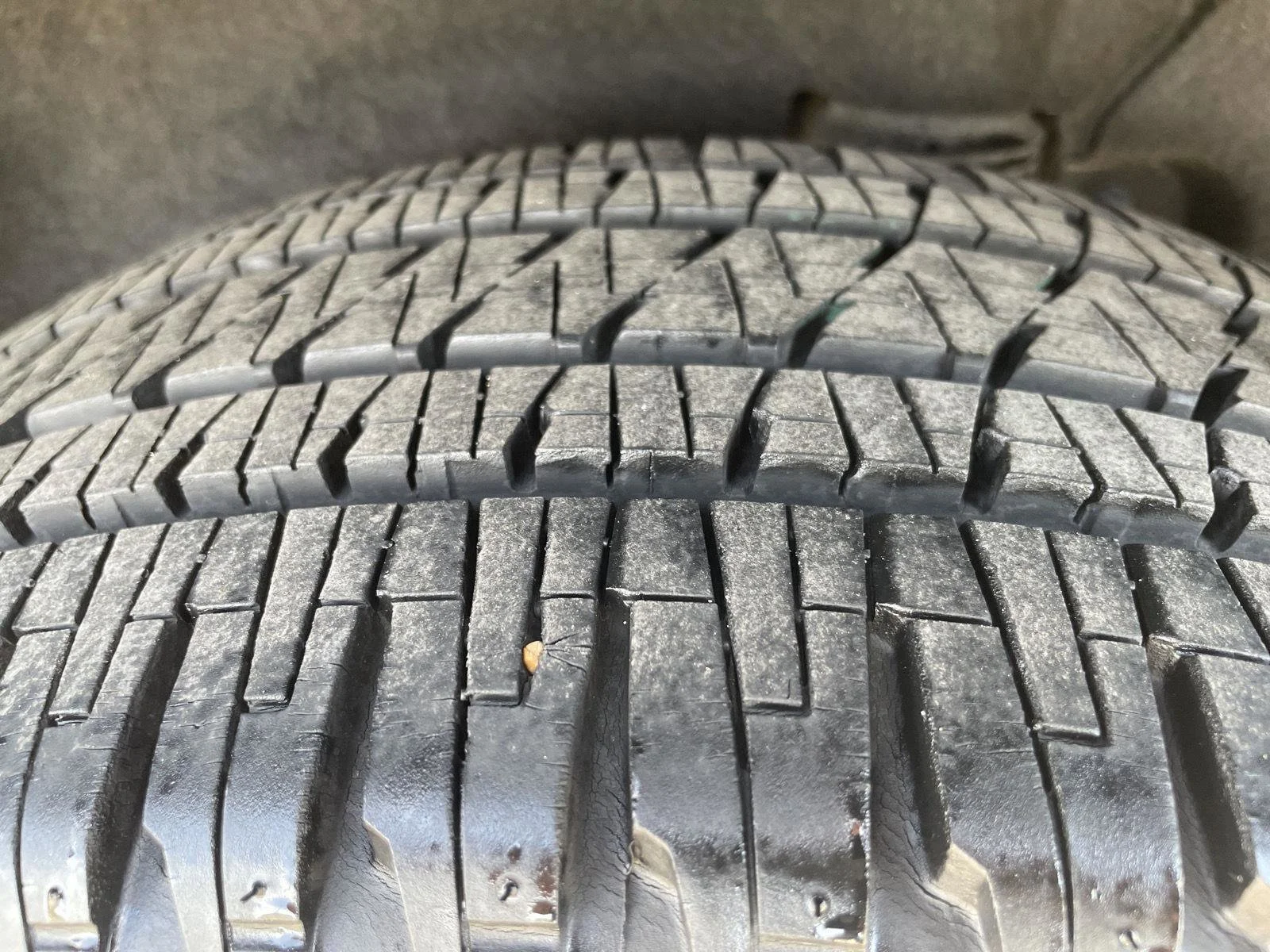 Used 2018 Coppertino Metallic GMC SLT image 26