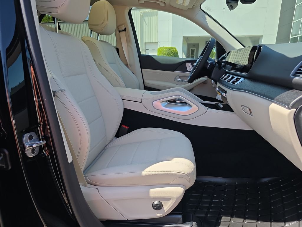 New 2026 Black Mercedes-Benz GLE 350 image 16