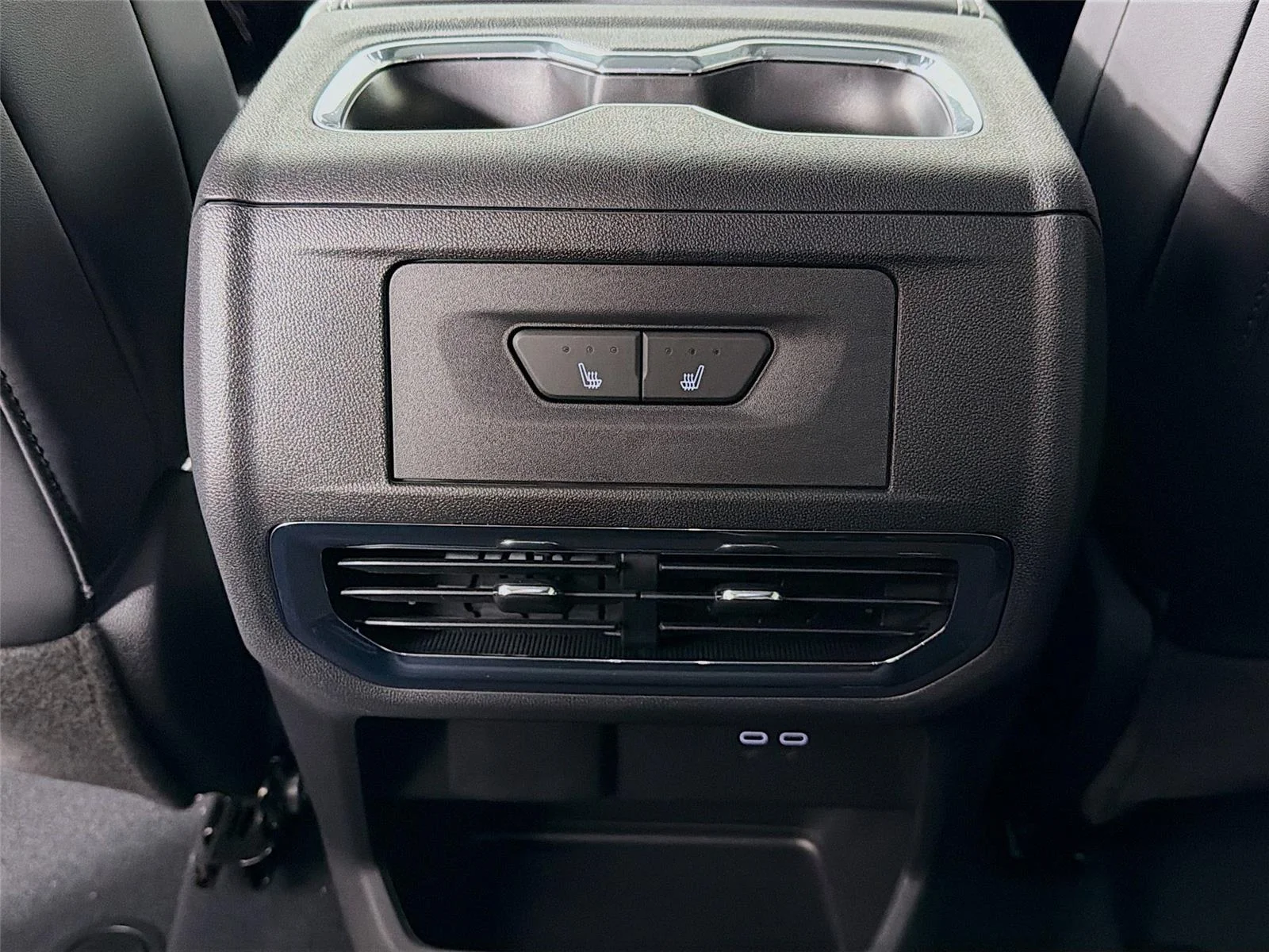 2025 GMC Sierra EV Denali - Photo 27