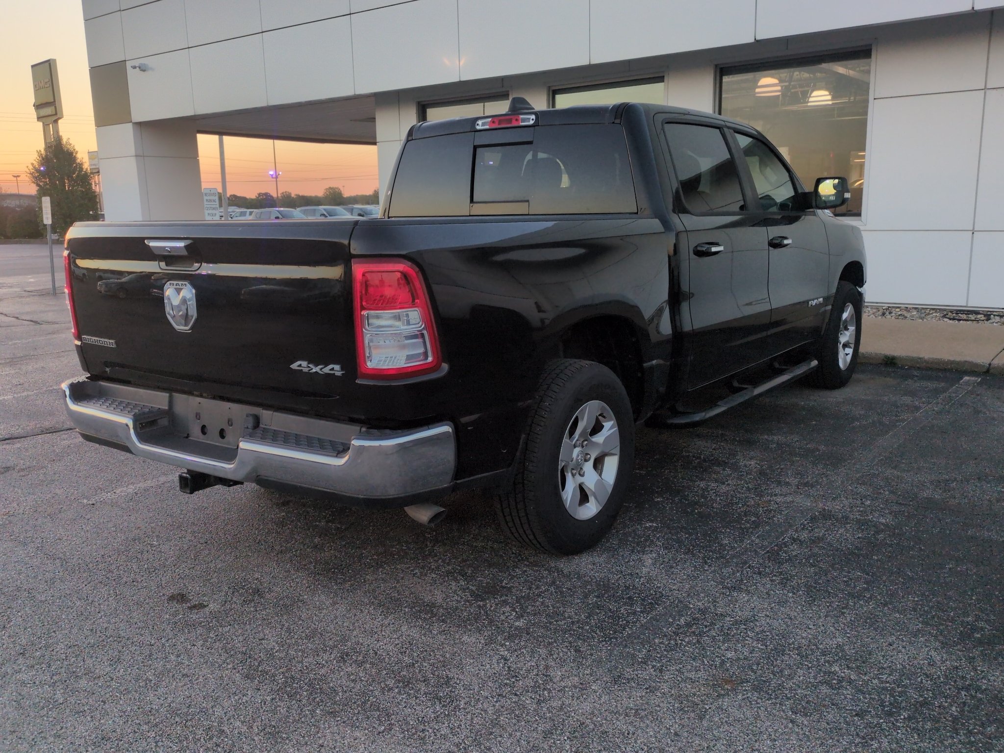 Used 2019 Diamond Black Crystal Pearlcoat Ram Big Horn/Lone Star image 5