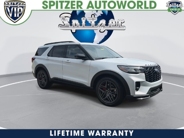 New 2026 Space White Metallic Ford ST image 3