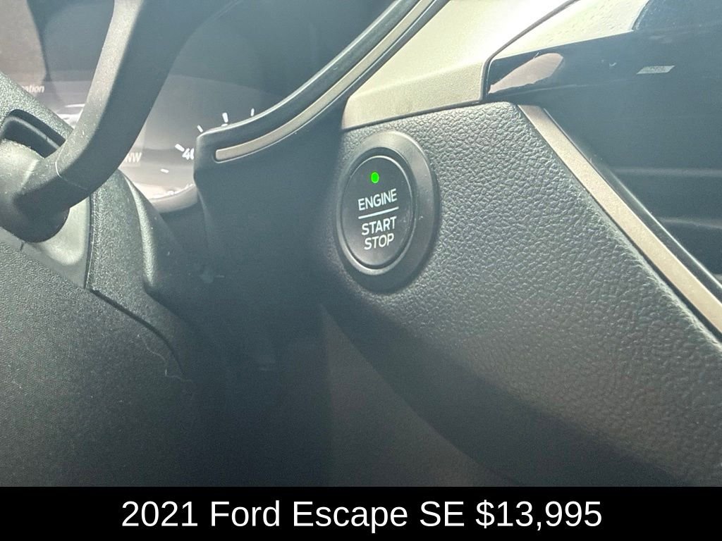 Used 2021 Oxford White Ford SE image 23