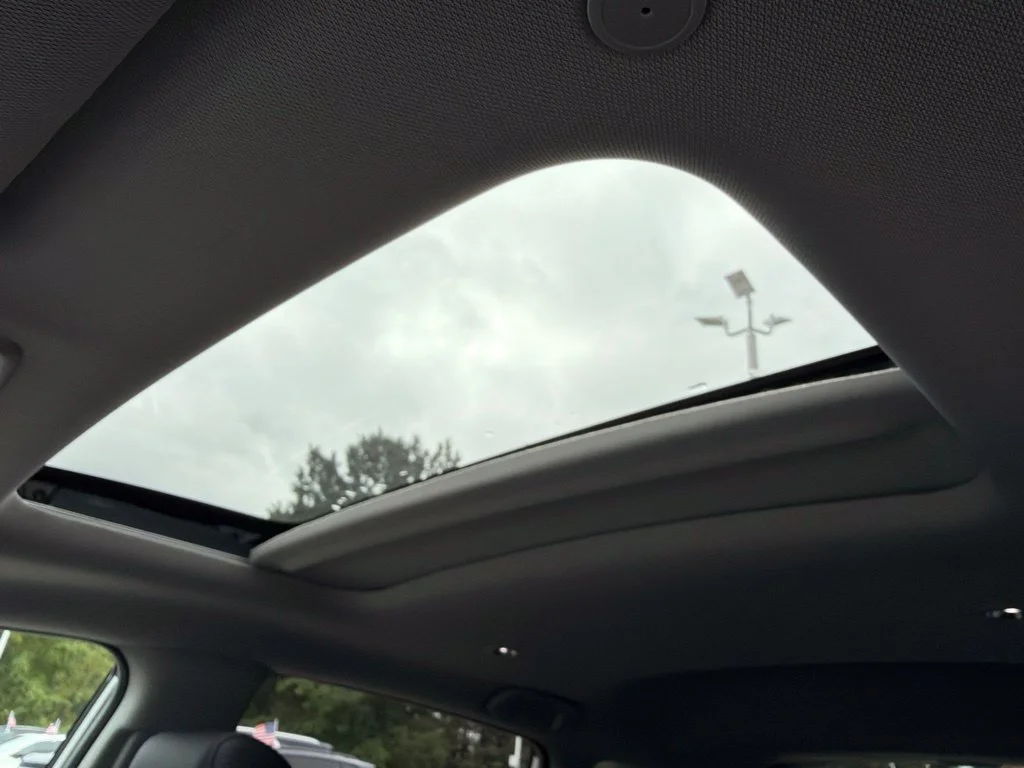 New 2026 Platinum White Pearl Acura Base image 23