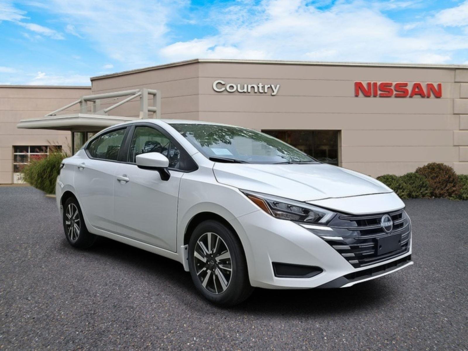 2025 Nissan Versa Sedan SV - Photo 2