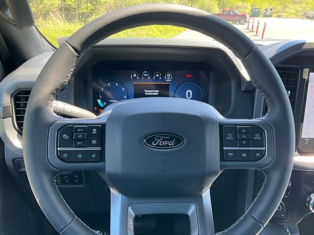 New 2026 Carbonized Gray Metallic Ford XLT image 7