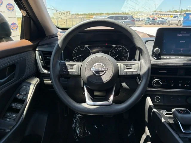 Used 2023 Super Black Nissan S image 13