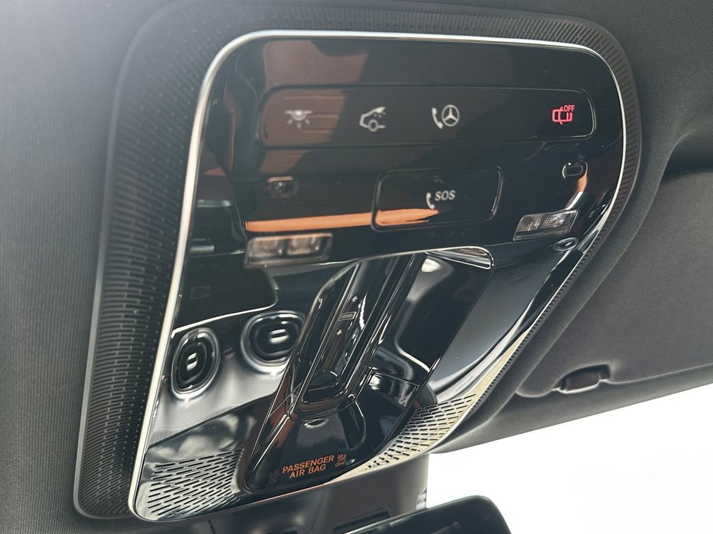 New 2026 Polar White Mercedes-Benz GLC 300 image 33