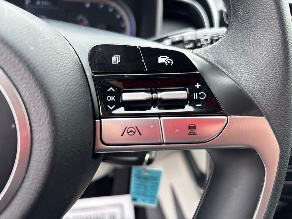 Used 2024 Gray Hyundai SE image 23