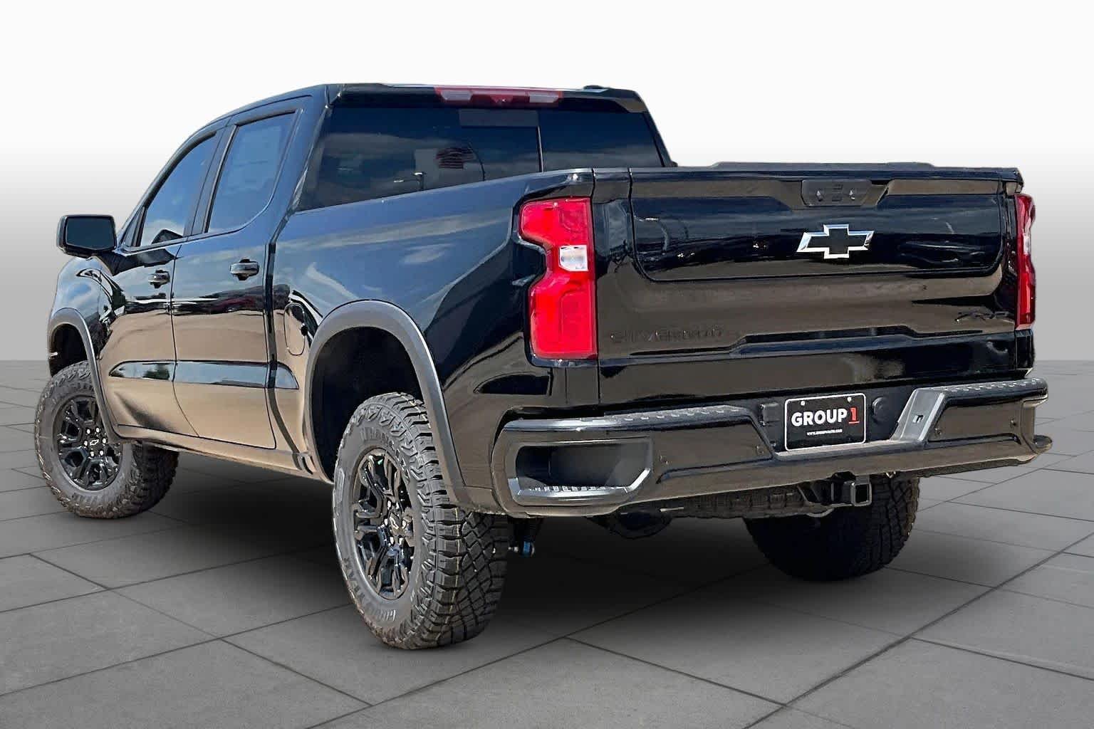 2026 Chevrolet Silverado 1500 ZR2 - Photo 12