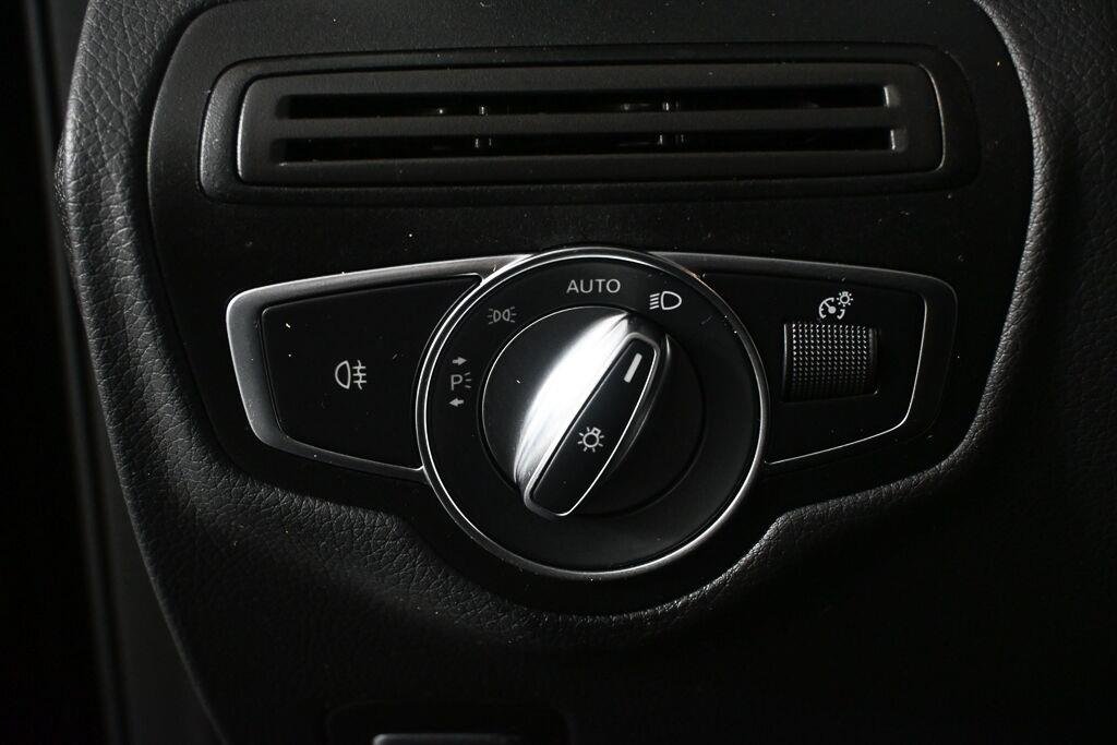 Certified Used 2023 Black Mercedes-Benz GLC 300 image 9