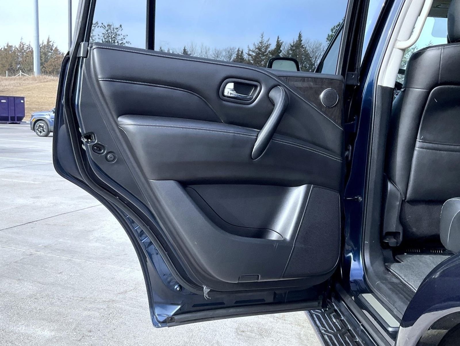 Used 2024 Blue INFINITI LUXE image 23