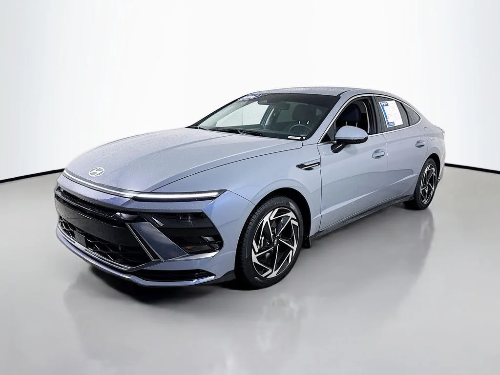 Used 2026 Blue Hyundai SEL Sport image 8