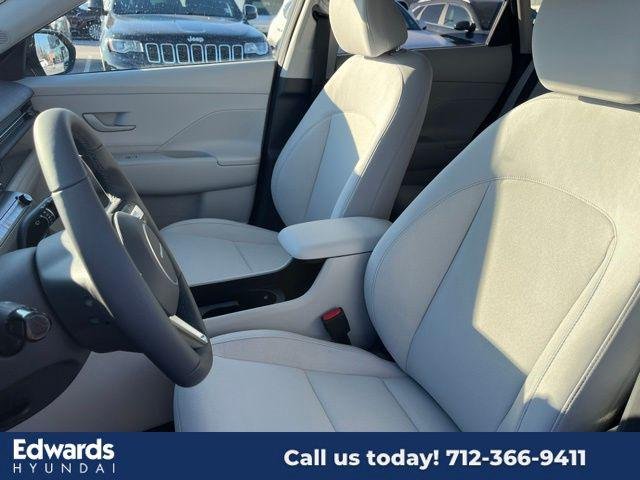 New 2025 Gray Hyundai SEL Convenience AWD image 19