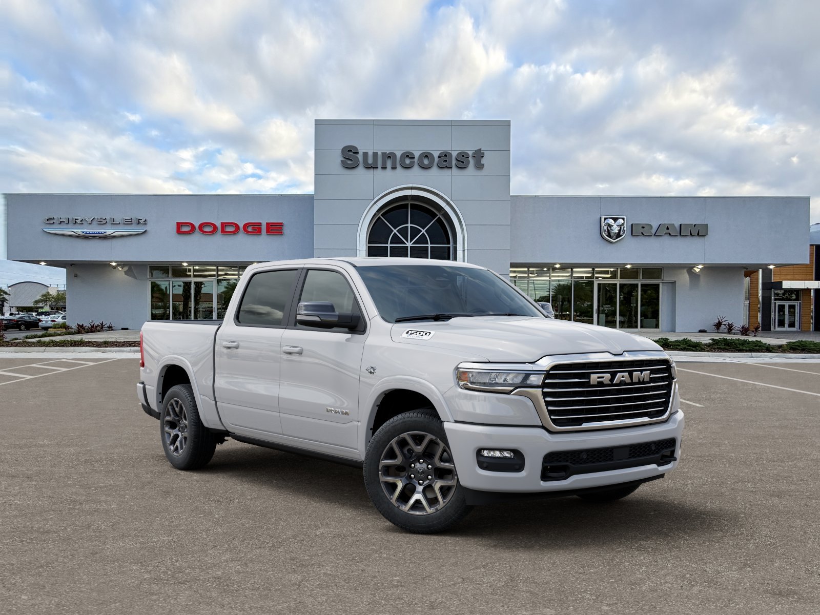 New 2026 Bright White Clear-Coat Exterior Paint RAM LARAMIE image 90