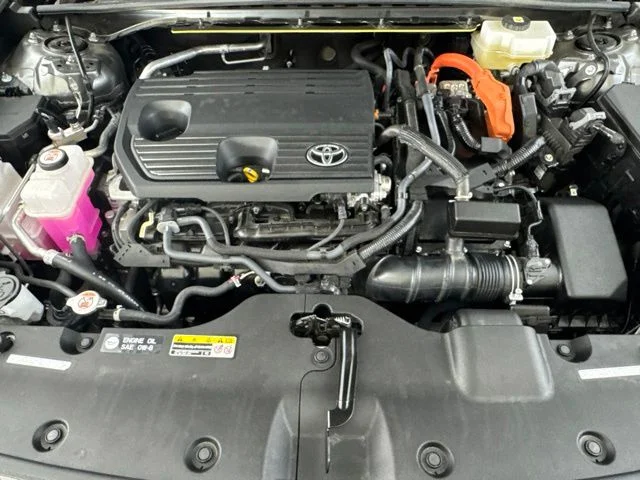 Used 2024  Toyota Limited image 21
