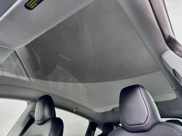 2026 Tesla Model Y Premium - Photo 38