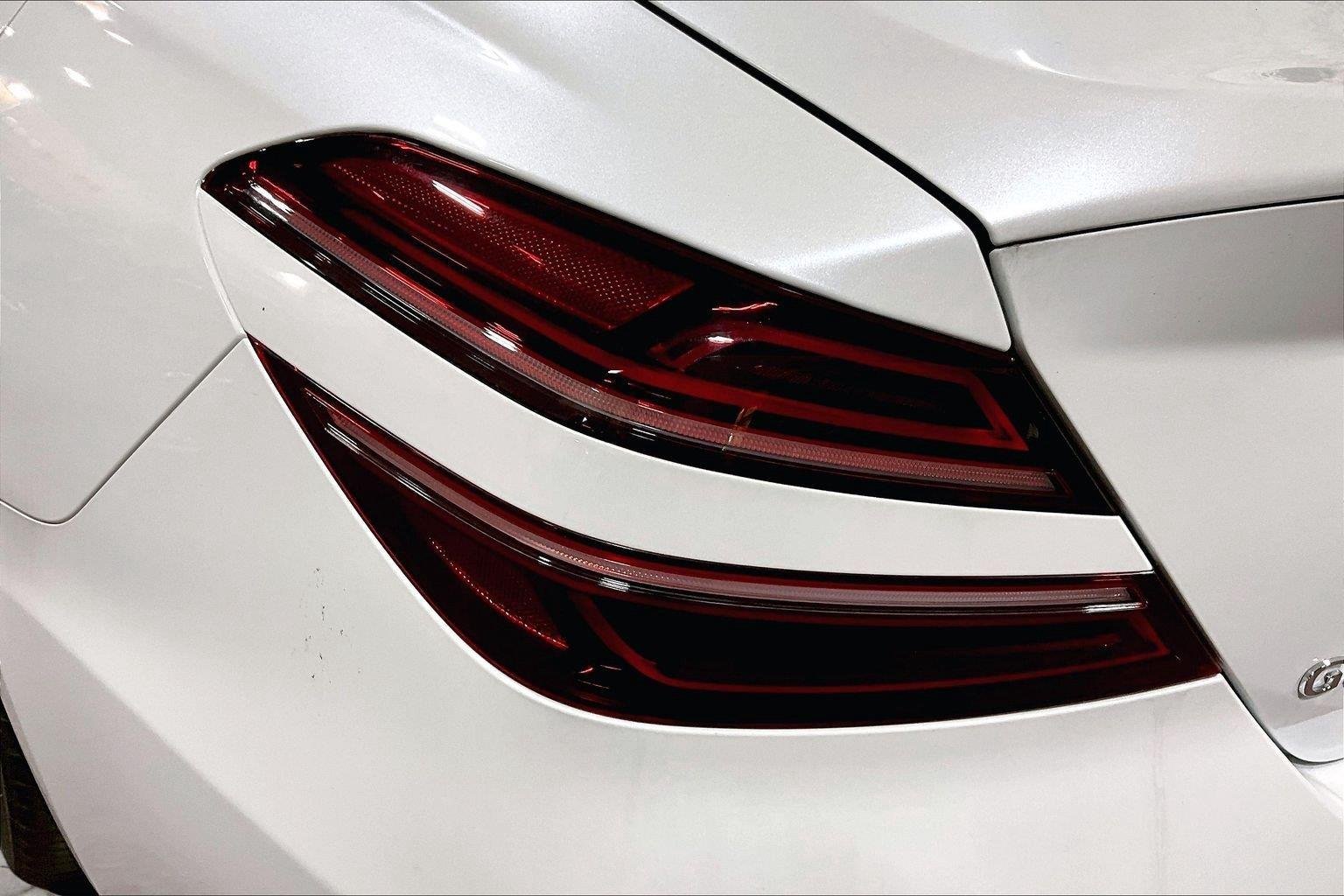 New 2026 Uyuni White Genesis 3.3T SPORT PRESTIGE image 32