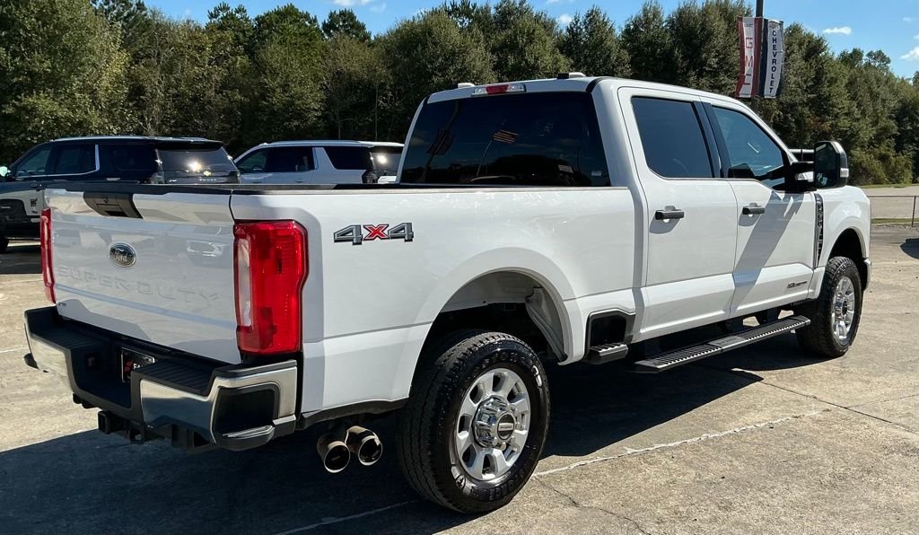 Used 2024 White Ford XLT image 4