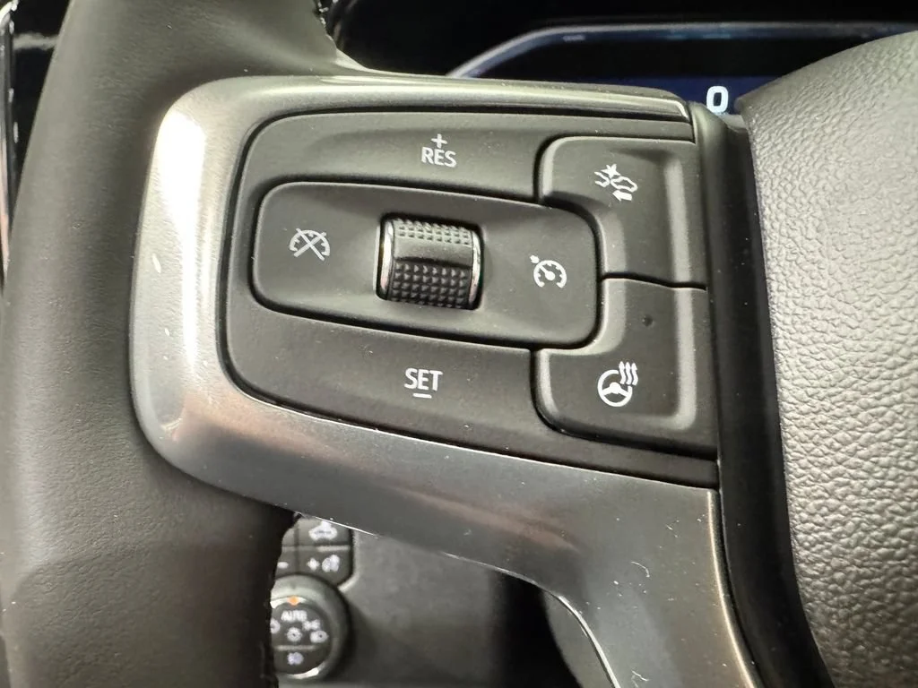 New 2026 Summit White Chevrolet LT image 17