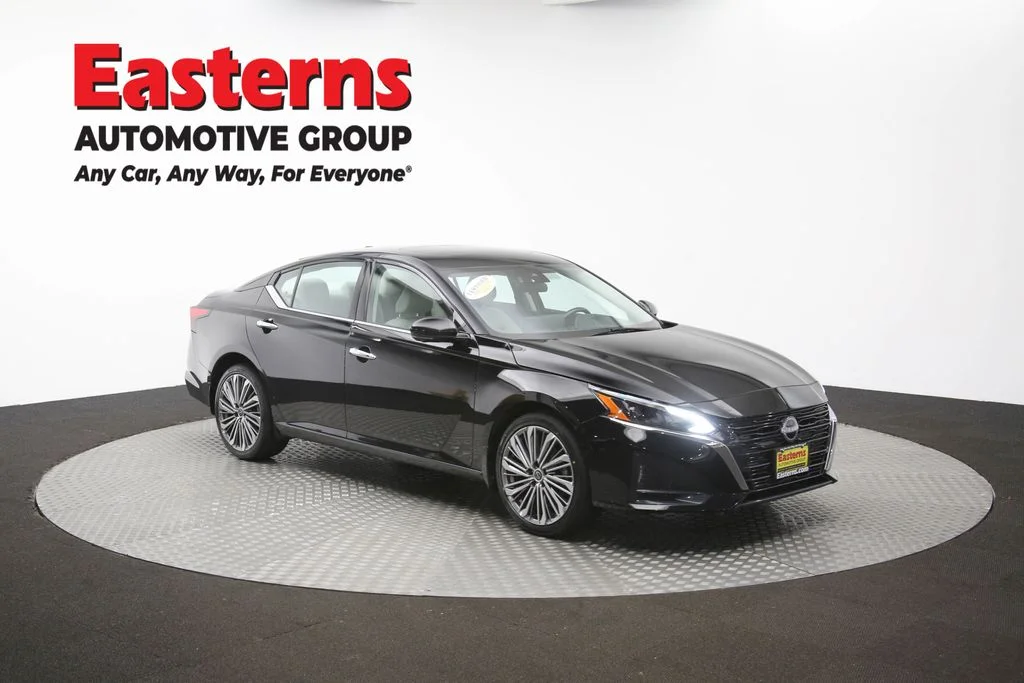 Used 2024 Black Nissan 2.5 SL image 49