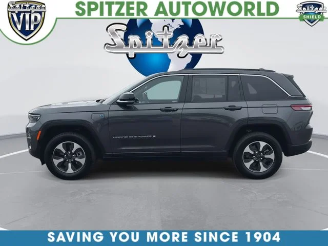 Used 2025 Gray Jeep 4xe image 6