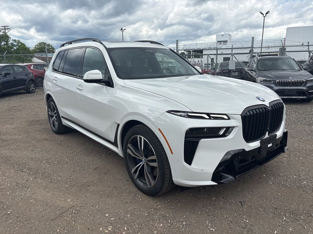 2024 BMW X7 xDrive40i's photo