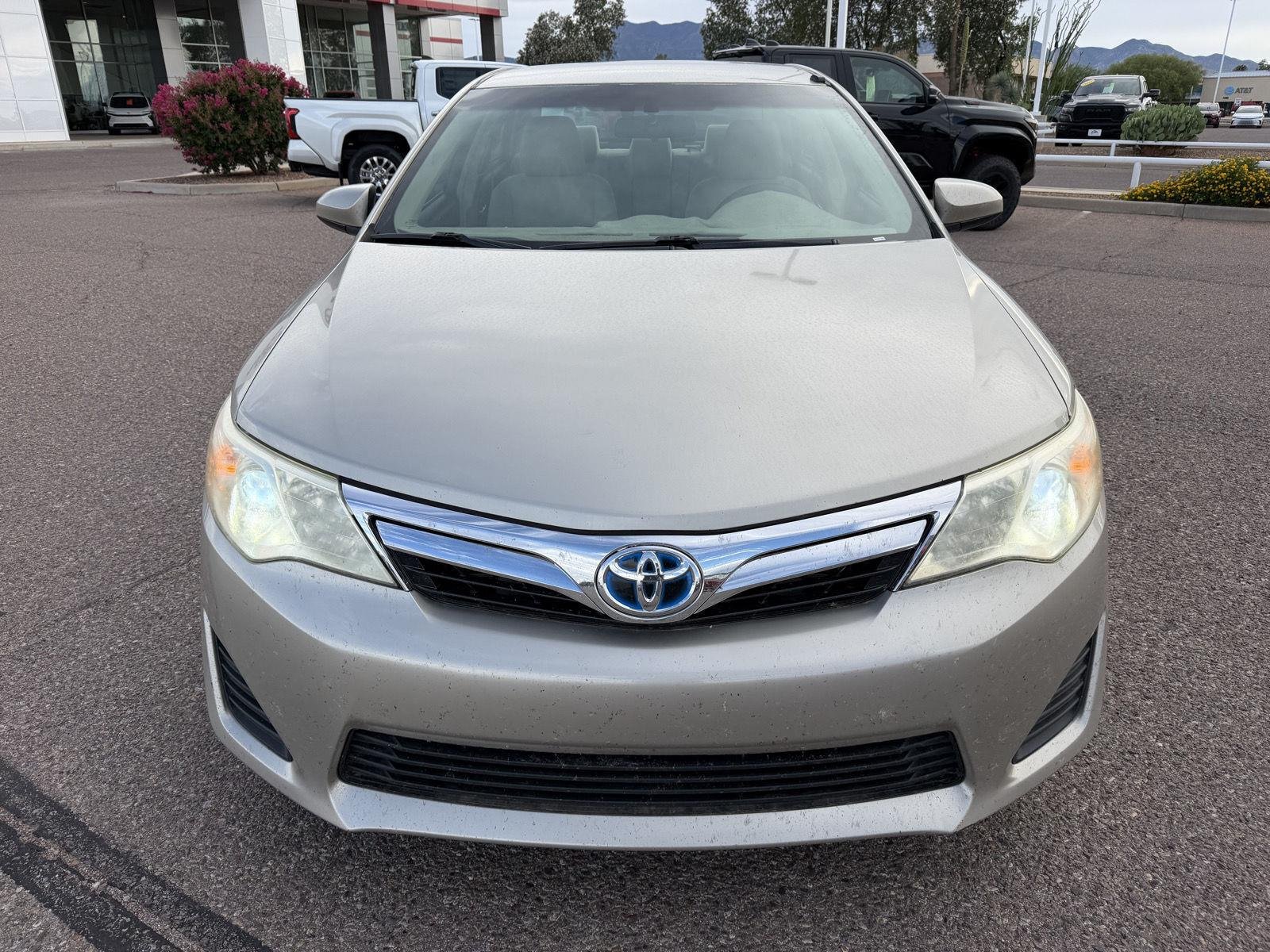 Used 2014 Creme Brulee Mica Toyota LE image 7