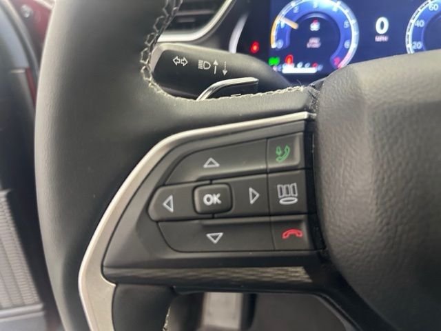 Used 2024 Red Jeep Altitude image 31