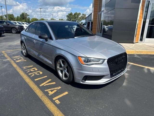 Used 2015 Silver Metallic Audi 2.0T Premium image 2