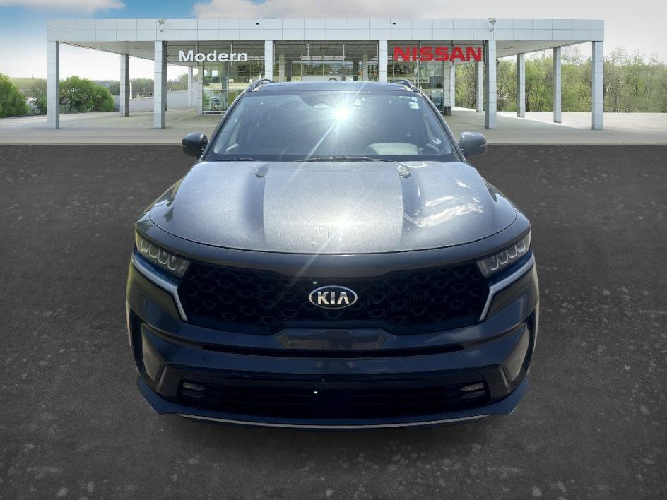 Used 2021 Gravity Grey Kia EX image 4