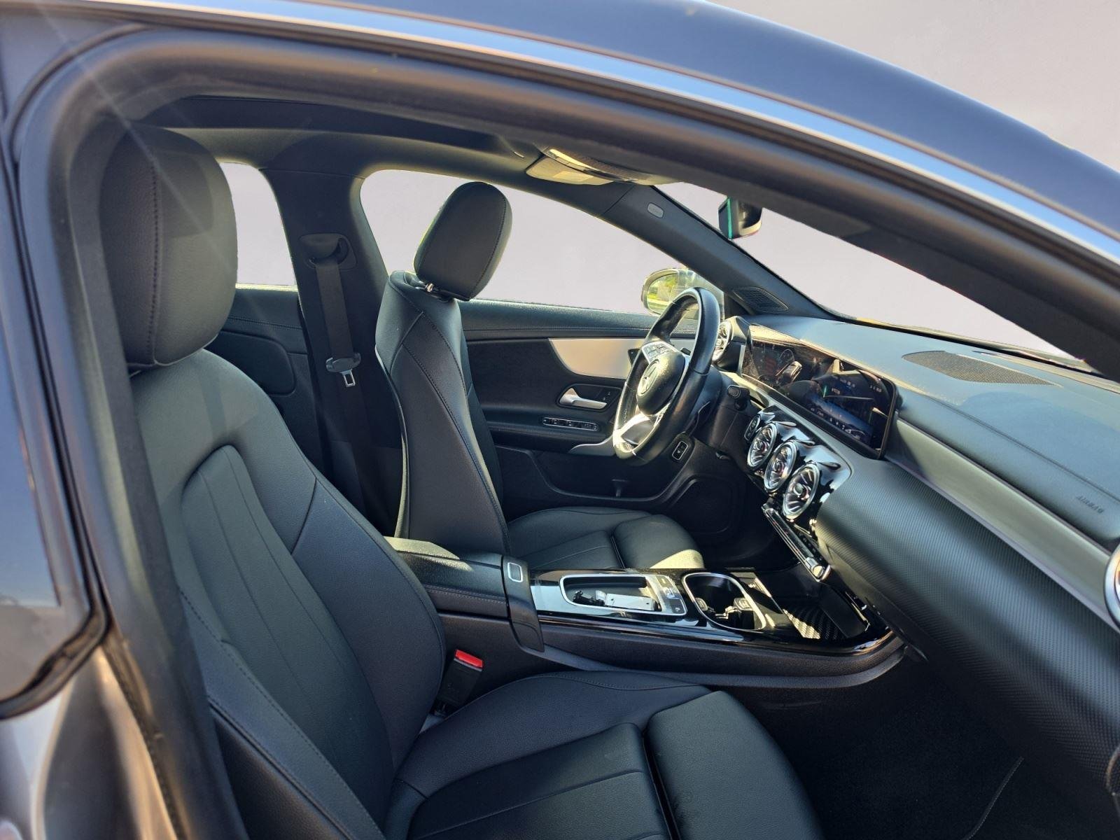2025 Mercedes-Benz CLA CLA 250 - Photo 15
