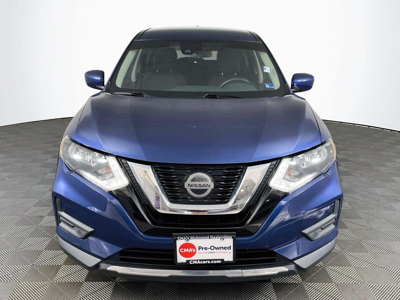 Used 2020 Caspian Blue Metallic Nissan S image 2