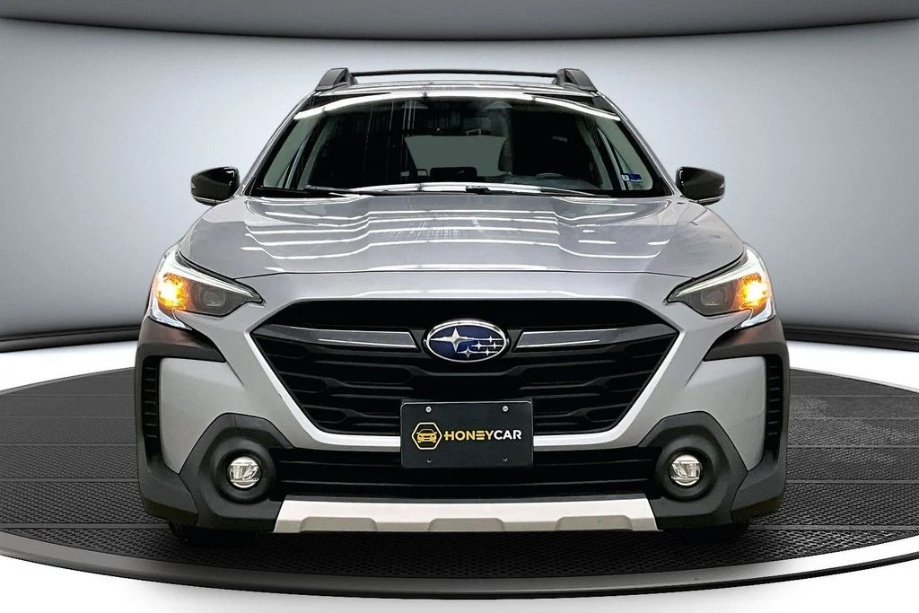 Used 2023 Silver Subaru Limited image 2
