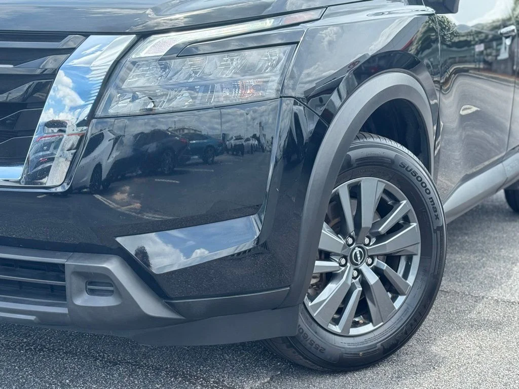 Used 2024 Black Nissan SV image 5