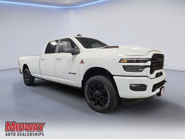New 2026 Bright White Clear-Coat Exterior Paint RAM Laramie image 7